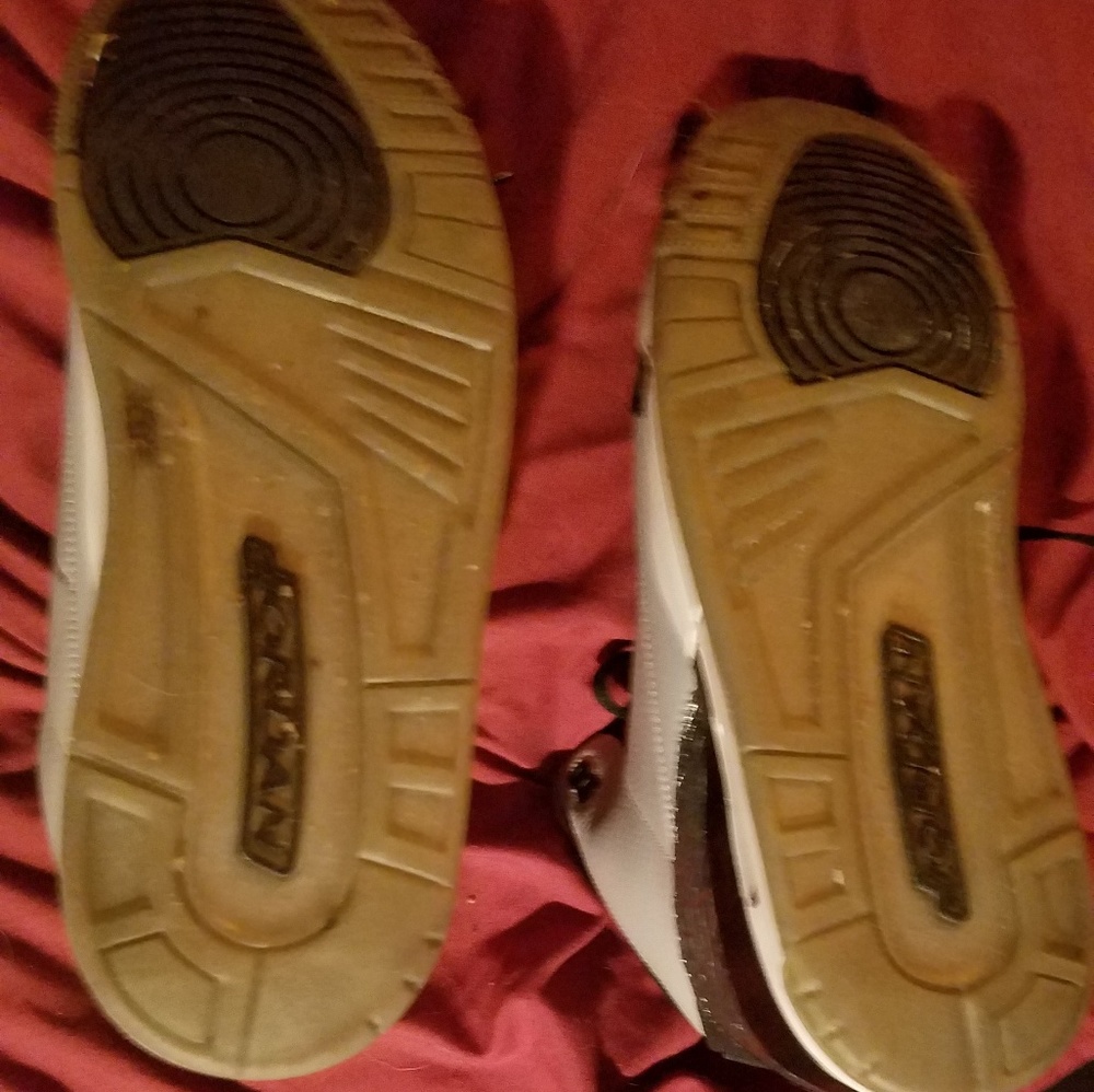 Air jordan 3  Oreo, elephant print?